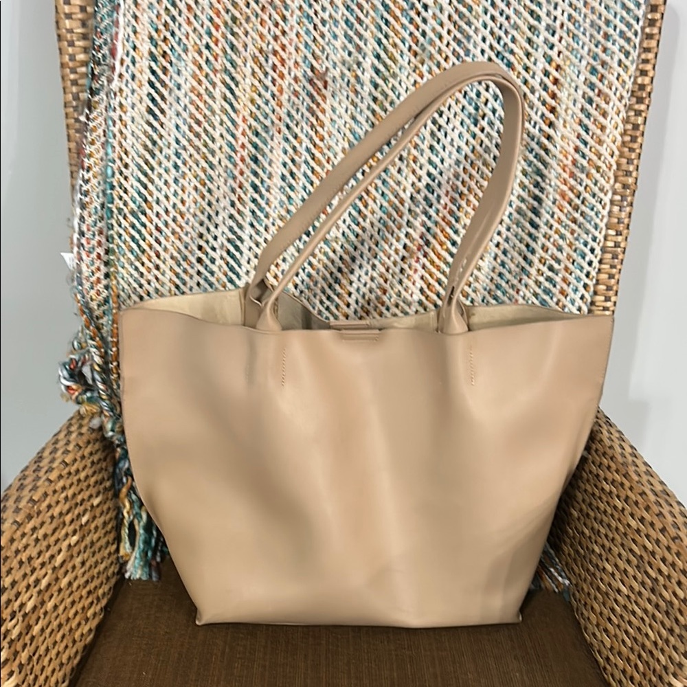 Versatile Tan Vegan Leather Tote Bag with Sturdy Handles